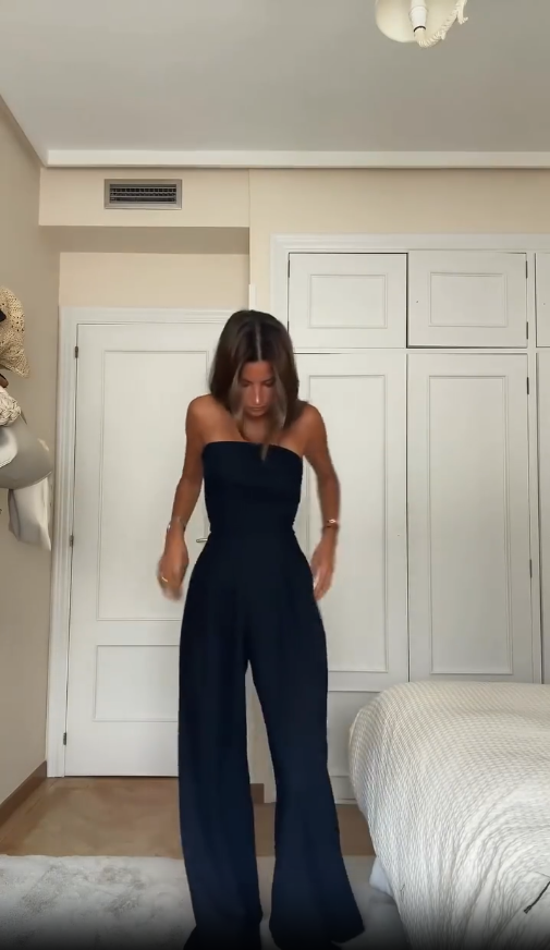 Combinaison Femme Chic Ajustée en Polyester – Élégante et Confortable pour Toutes Occasions-5