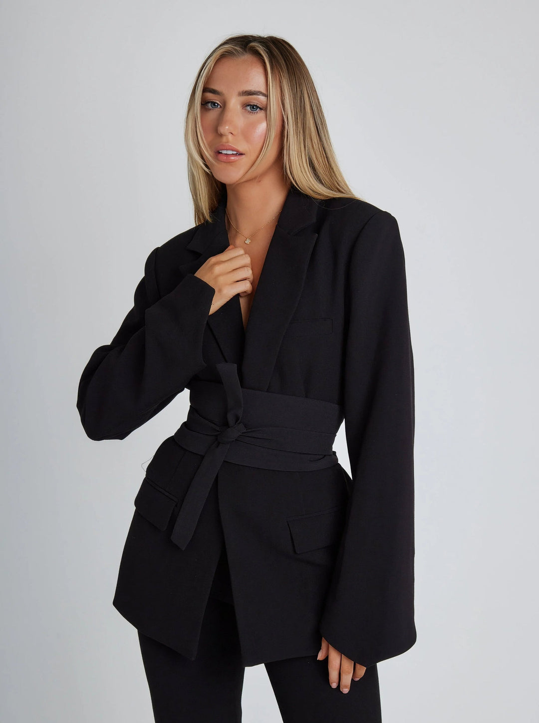 https://cdn.shopify.com/s/files/1/0853/4979/4119/files/1B-topaz.jpg?v=1740951444