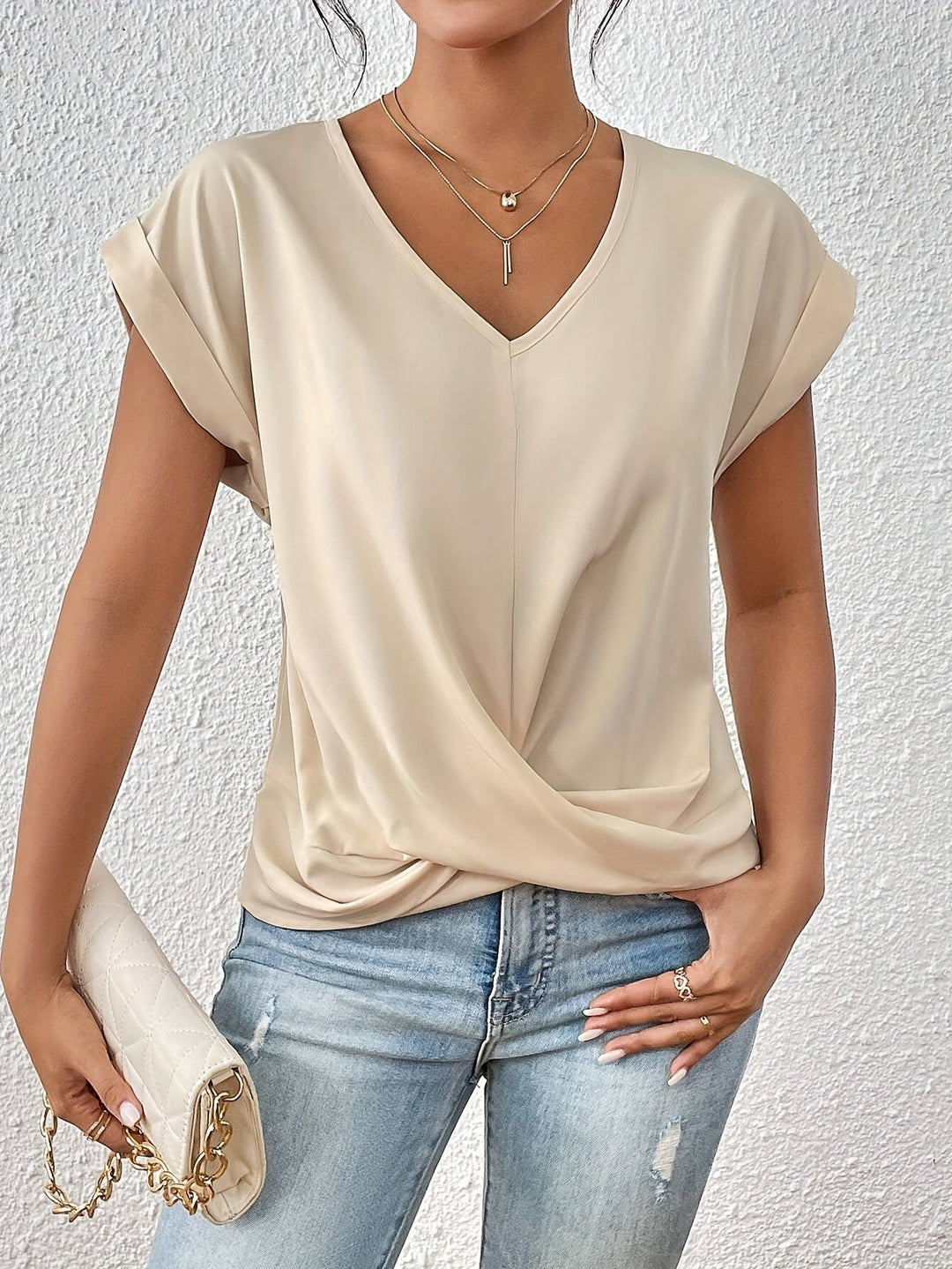 Variant image for Tee Shirt Femme Blanc à Encolure en Cœur - Tissu Léger et Confortable pour un Style Décontracté-31