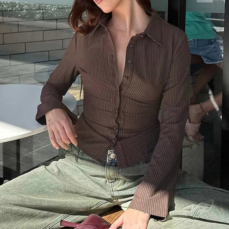 Chemisier Femme Chic Rétro à Manches Évasées – Slim-Fit Confortable et Élégant-3