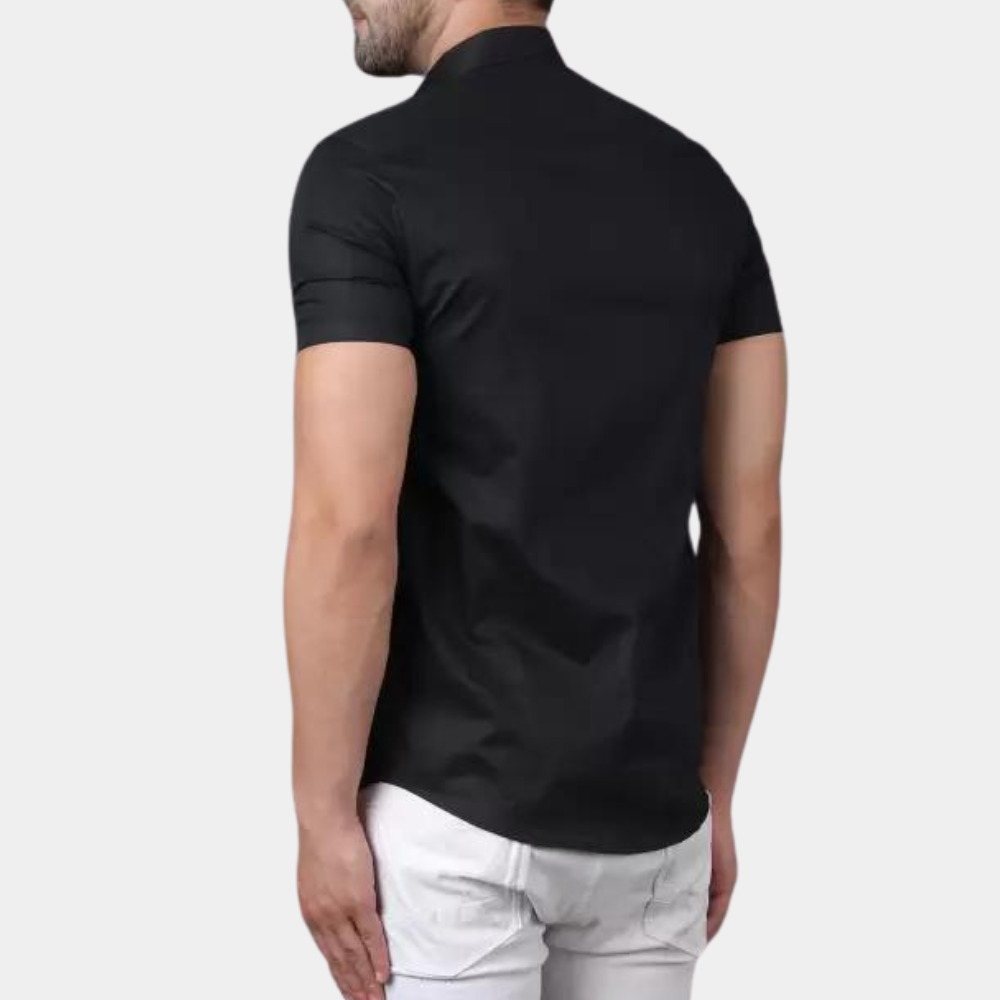 Chemise Blanche à Manches Courtes pour Homme – Élégante et Confortable, Disponible en Plusieurs Tailles et Couleurs 1
