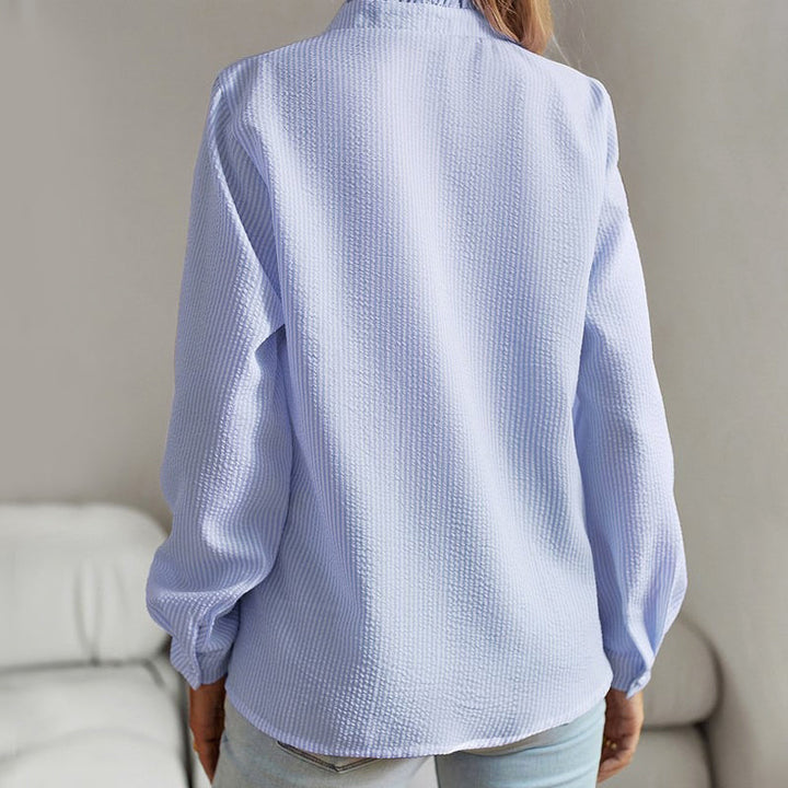 Chemisier à Col Roulé avec Volants en Coton-Polyester – Élégance et Confort 4