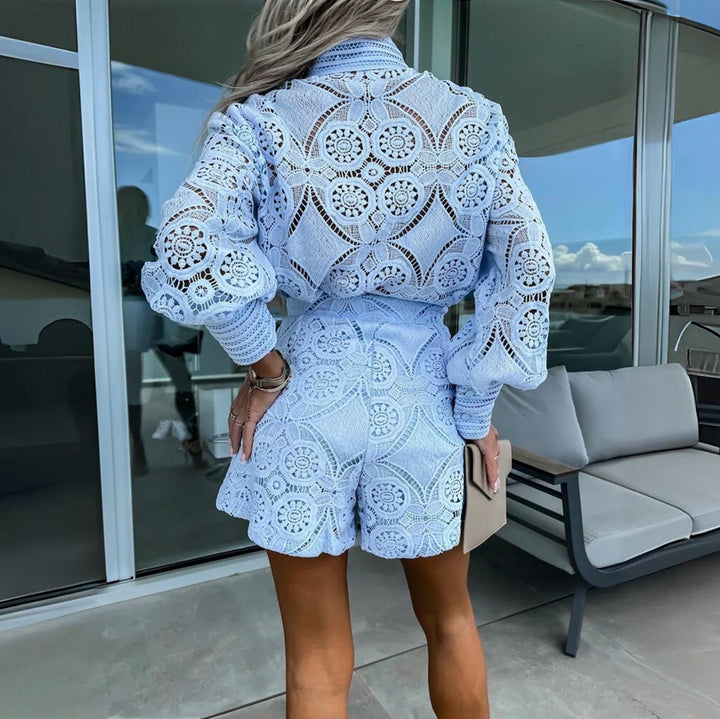 Ensemble Femme Élégant en Dentelle – Haut et Short Taille Haute Blanc, Confort Optimal pour Toutes Occasions 8