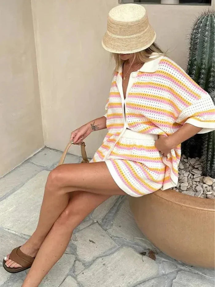 Ensemble Tricoté d'Été avec Haut à Manches Courtes et Shorts Coordonnés 3