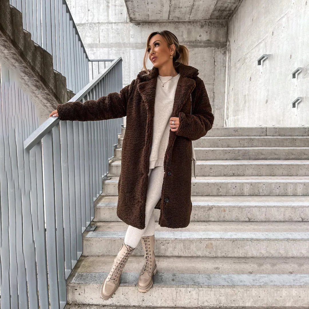 Manteau Long Femme en Teddy Beige – Élégant et Confortable pour l'Hiver, Douceur et Style Inégalés 3