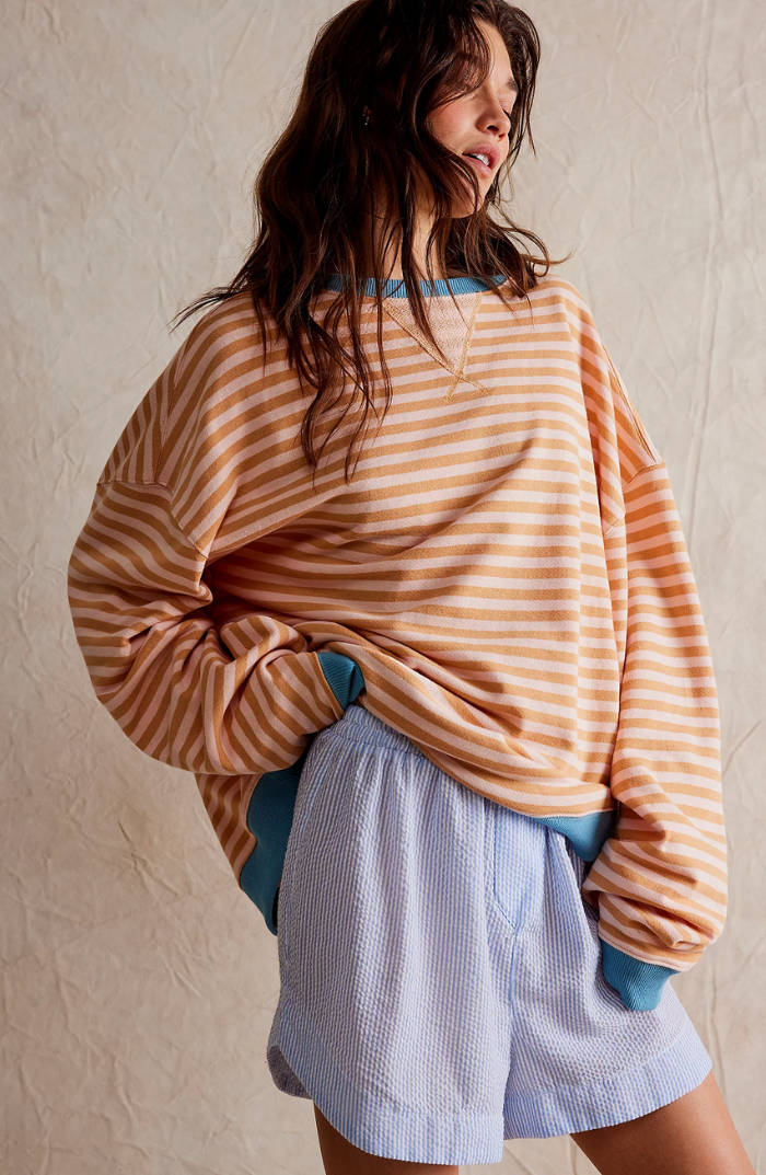 Pull Oversize Femme Rayé en Ambre – Confort Élégant pour Toutes Occasions, Tissu Doux, Coupe Décontractée, Idéal pour Toutes Silhouettes 2