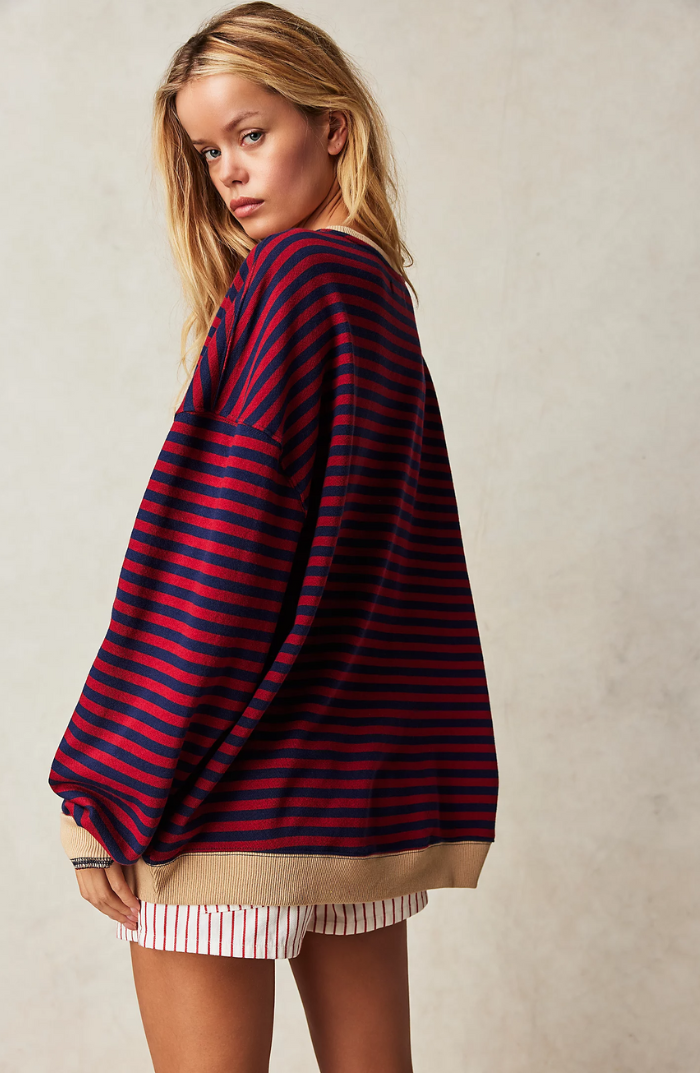Pull Oversize Femme Rayé en Ambre – Confort Élégant pour Toutes Occasions, Tissu Doux, Coupe Décontractée, Idéal pour Toutes Silhouettes 4