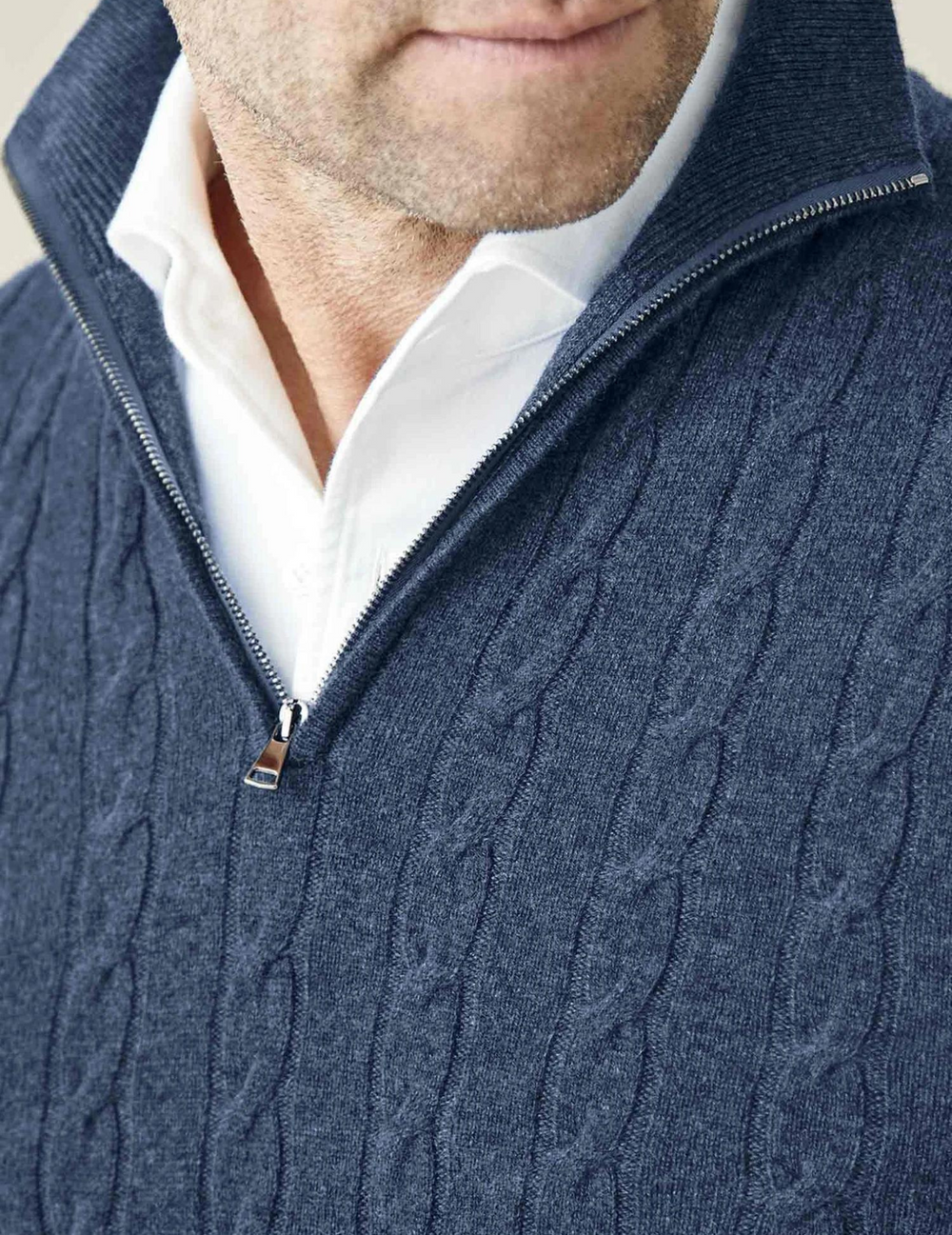 Pull Zippé en Maille Cable pour Homme - 100% Laine, Confort Moderne, Design Sophistiqué, Disponible en Plusieurs Tailles et Couleurs 1