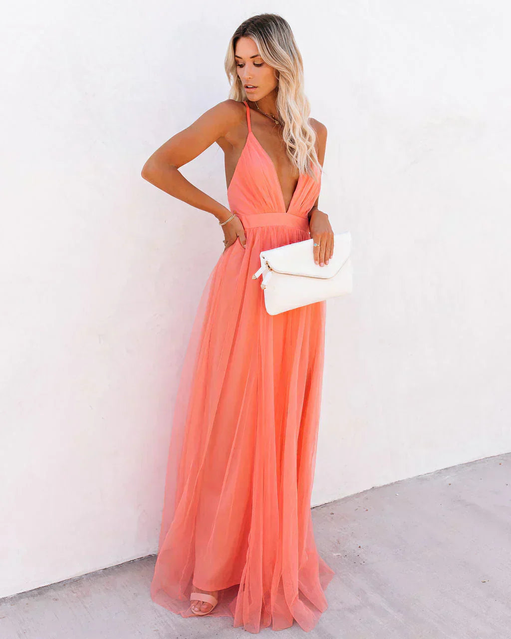 Robe Maxi Élégante Amelia en Tissu Confortable – Idéale pour Toutes Occasions 2