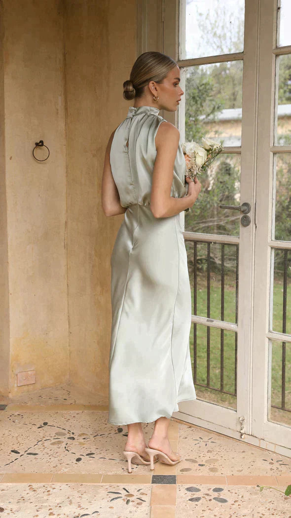 Robe de Soirée Longue en Satin de Luxe pour Femme – Élégance Fluide et Confort Optimal 3