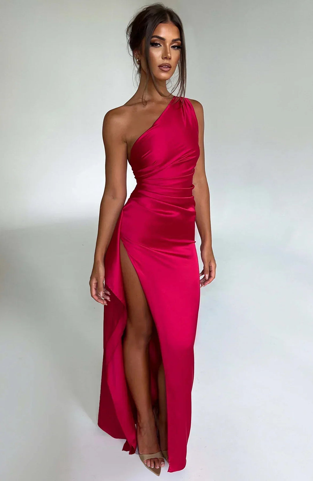 Robe de Soirée en Satin Jaida avec Design Asymétrique et Fente Latérale 0