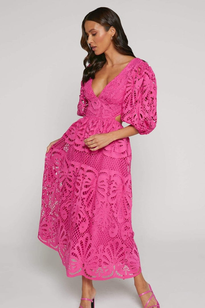 Robe en Dentelle Élégante avec Manches Bouffantes et Décolleté en V – Idéale pour les Occasions Spéciales 8