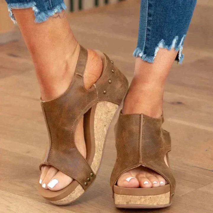Sandales Orthopédiques en Cuir pour Femmes avec Talon Compensé et Semelle Antidérapante - Confort Optimal et Élégance 1