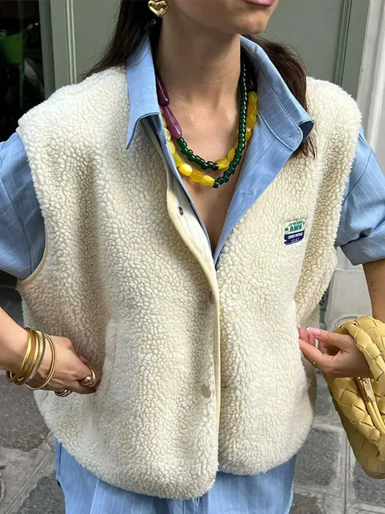 Gilet Sans Manche Femme en Sherpa – Confort Optimal et Élégance pour Jours Froids-6
