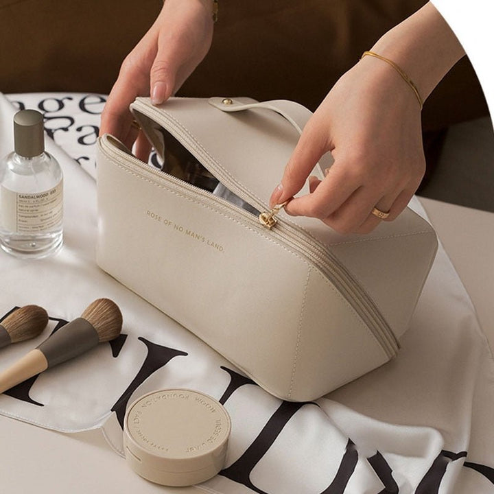 Trousse de Maquillage Élégante et Pratique avec Grande Capacité – Pochette à Maquillage pour Femme en Polyester Durable 1