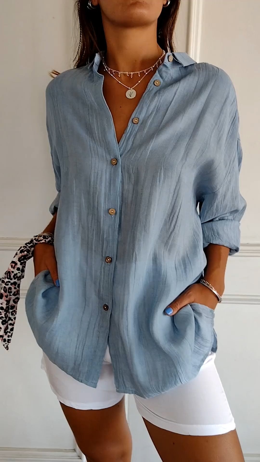 Chemisier Femme Chic en Tissu Confortable – Élégant et Polyvalent pour Toutes Occasions-1